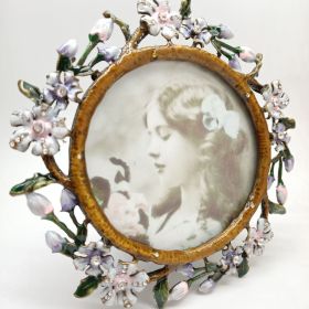 Metal Photo Frame Vintage Table Ornament (Color: Enamel retro color, size: 4x4 inch)
