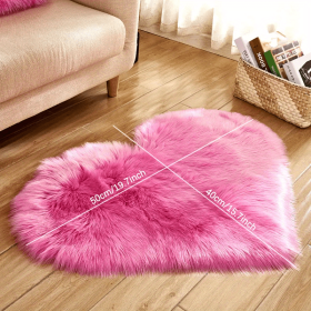 Heart-Shaped Faux Sheepskin Area Rug (Color: Rose Red, size: 15.75*19.69inch)
