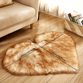 Heart-Shaped Faux Sheepskin Area Rug (Color: White Yellow Tip, size: 15.75*19.69inch)